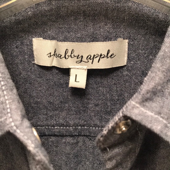 Shirt - Picture 2 of 3